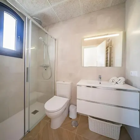 New Eco-townhouse With Wifi Parking And Jacuzzi Holiday home *