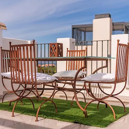 New Eco-townhouse With Wifi Parking And Jacuzzi Holiday home